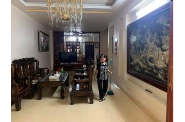 LIỀN KỀ XA LA GẦN SIÊU THỊ ĐỨC THÀNH 75M 4T 8.3 TỶ